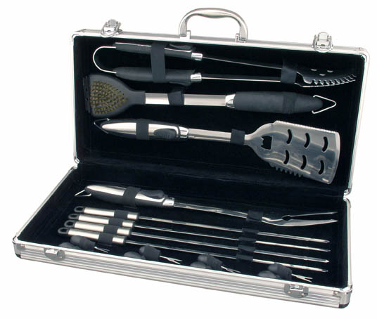 LUXE 16-DELIGE BARBECUE SET IN KOFFER